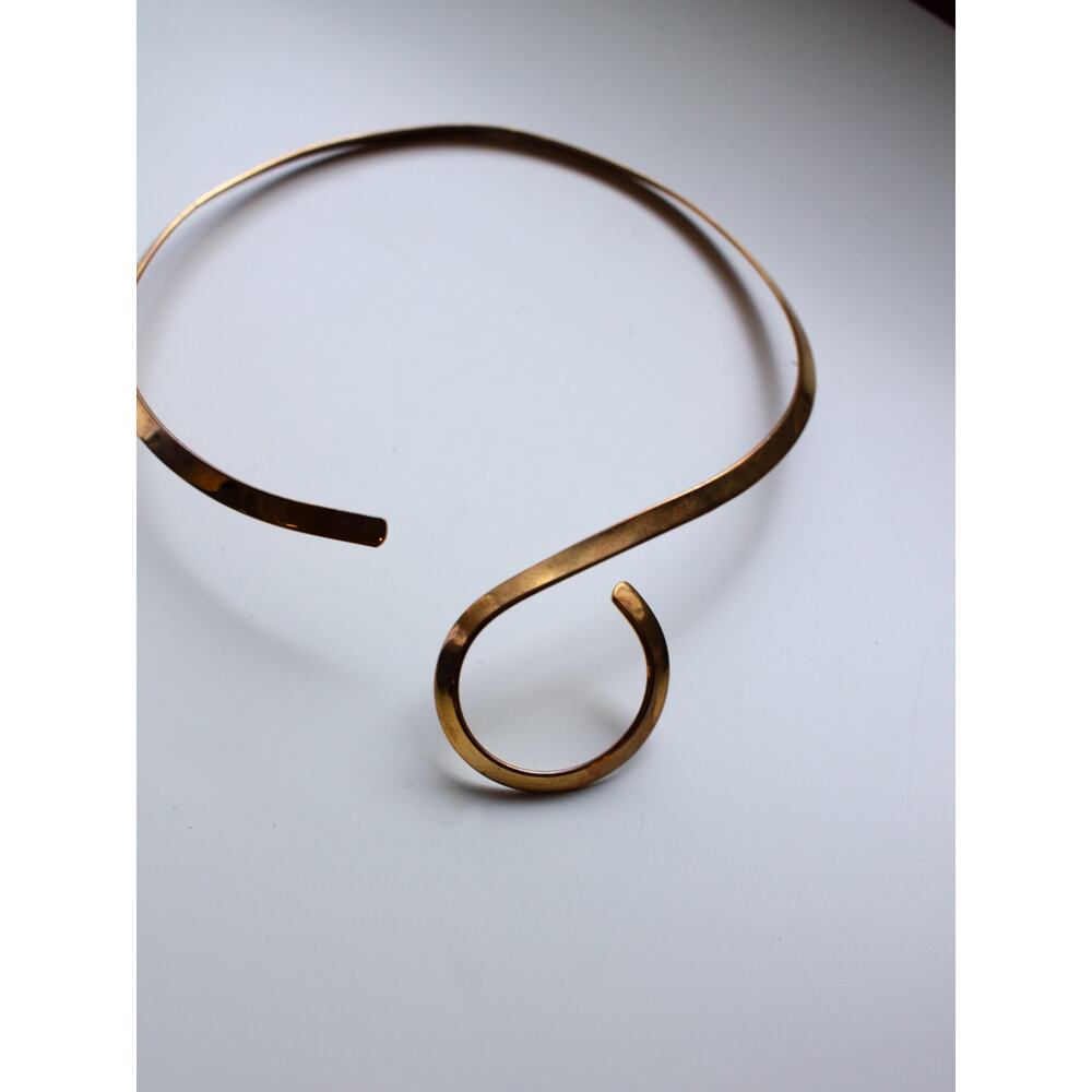 Vintage Brass Choker Necklace - Picture 3 of 6